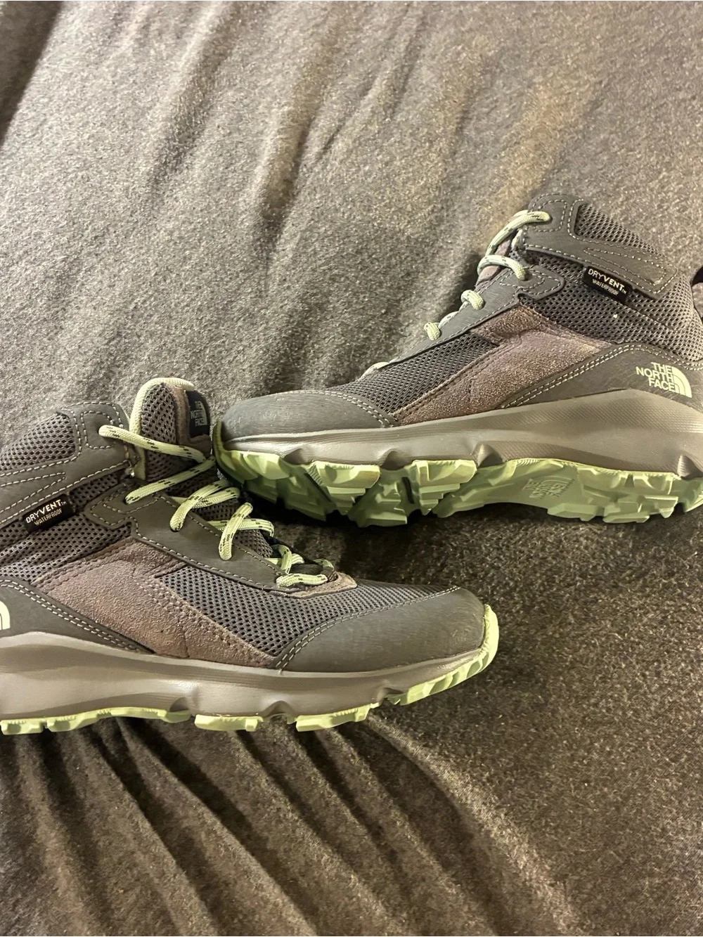The North Face Unisex Kids Grey & Light Green Trail Hiking Shoes